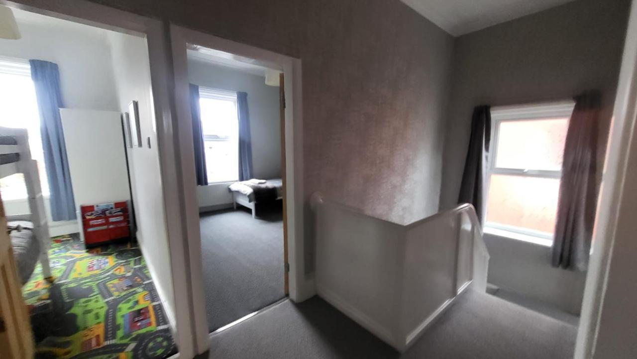 Stay - At Southport Holiday Home - Sleeps 6 Zewnętrze zdjęcie